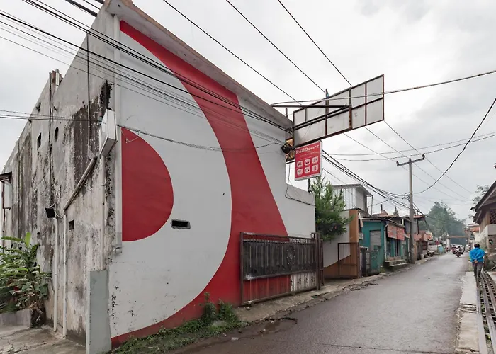 Reddoorz Near Cikole Lembang