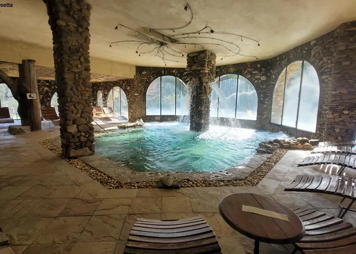 Le Bozze "Il Leccino" Con Piscina, Wi-Fi, Posto Auto