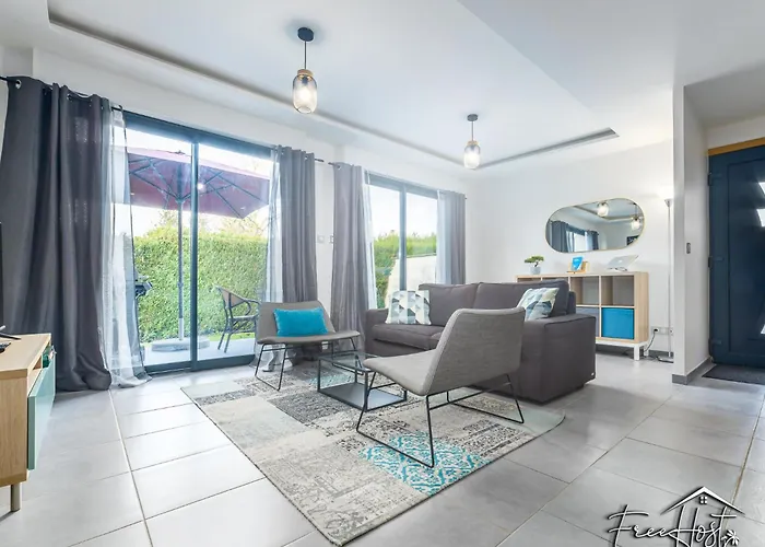 Magny'S Oasis - Disneyland 5Min - Private Parking - Terrace & Garden