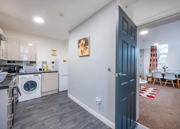 F18Gh - Stylish Home In West Yorkshire For 4
