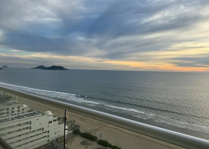 Departamento De Lujo Vista Al Mar Piso 15