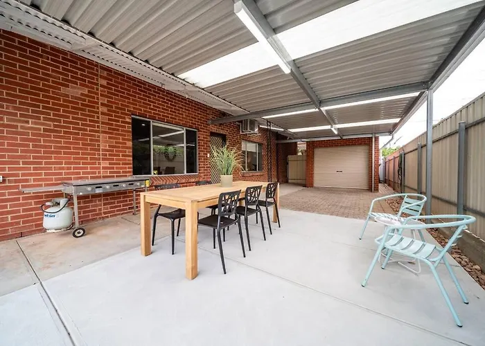 Ambrosia - Designer 3Br Wifi