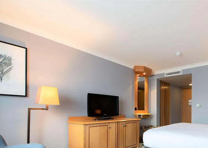 Doubletree By Hilton Swindon Hotel