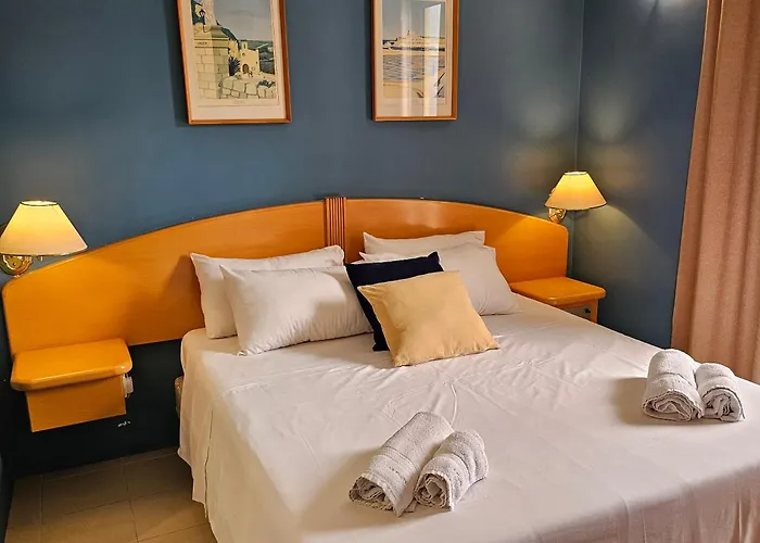 La Playa Hotel