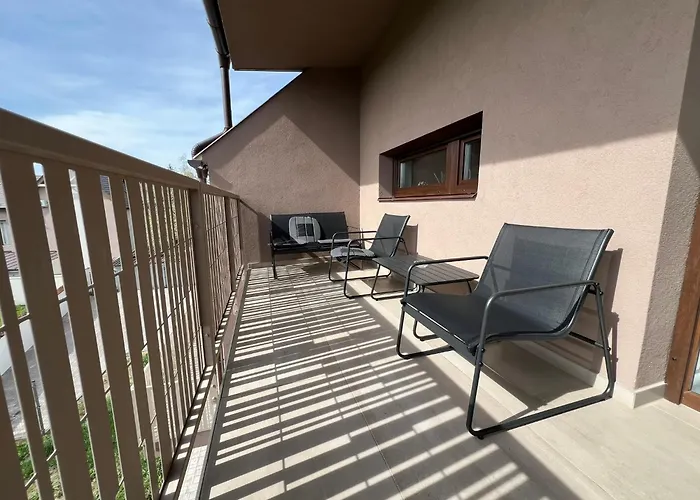 Astra Lux Apartments