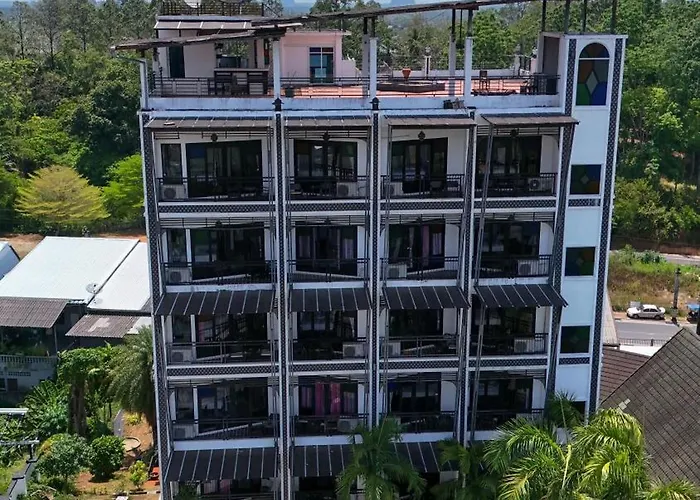 Dee Andaman Hotel