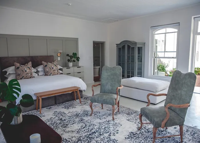The Grand Hotel Robertson