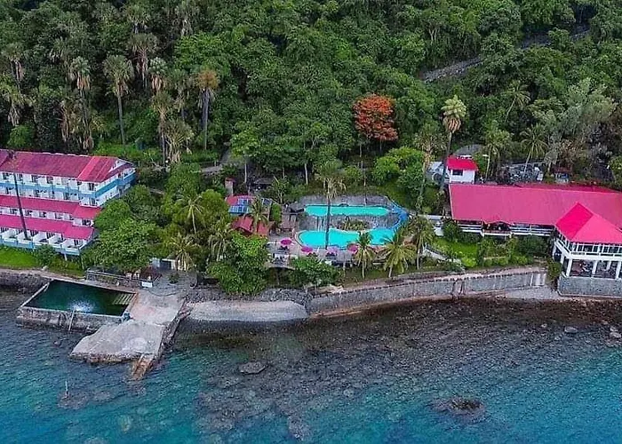 Eagle Point Beach And Dive Resort