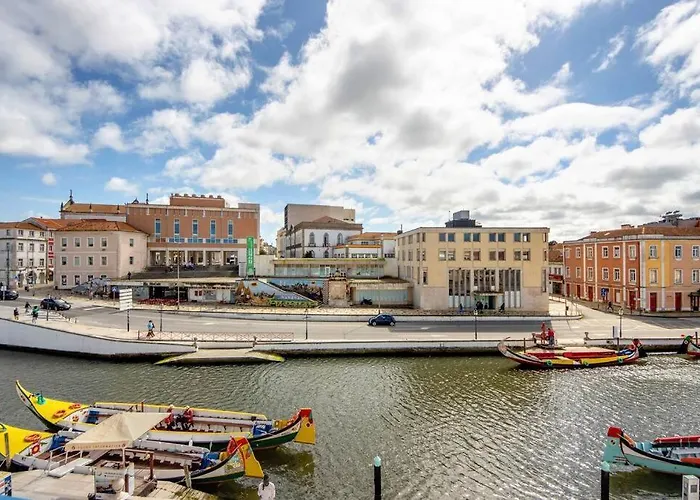 Apartamento No Canal No Centro De Aveiro Localizacao Premium & Zona Animada