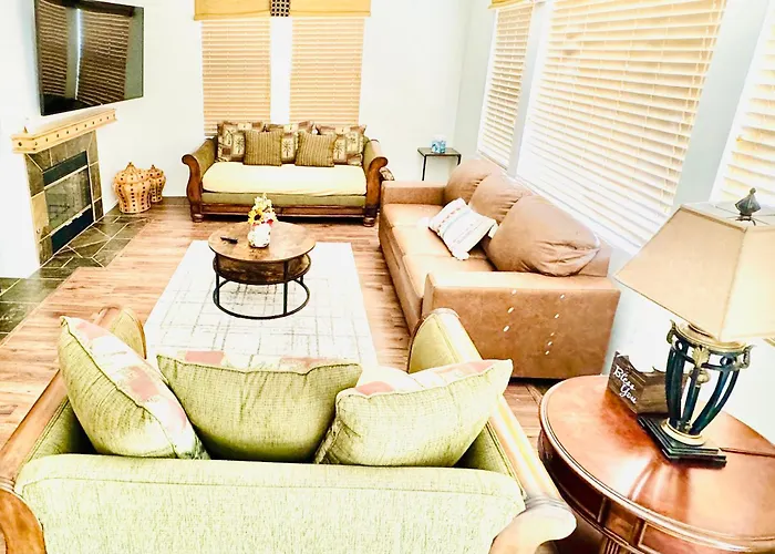 Coachella And Stagecoach Festival Home- 5 Mins To Empire Polo Festival Ground