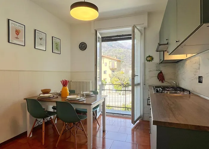 Cozy & Budget Apartment Near The Beach