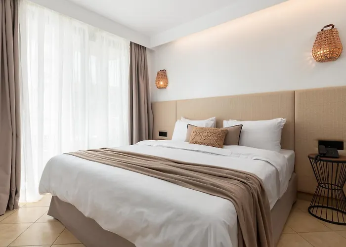 Diana Art Boutique Hotel