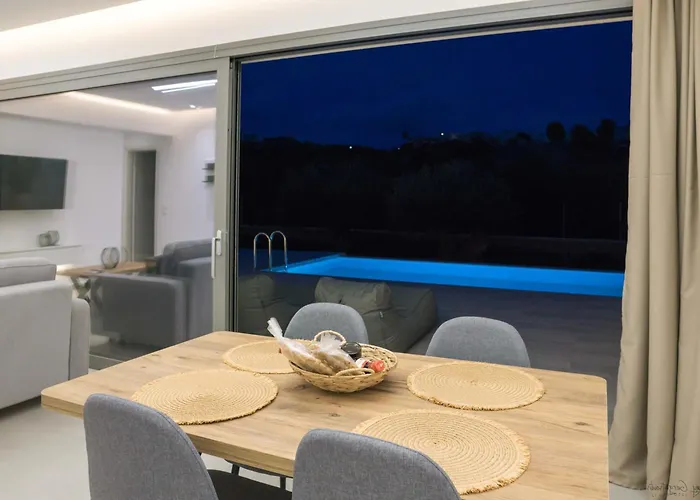 Anthelia Luxury Villas