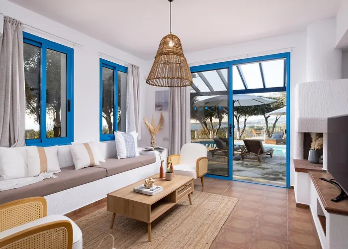 Blue Waves Villa By Nomads