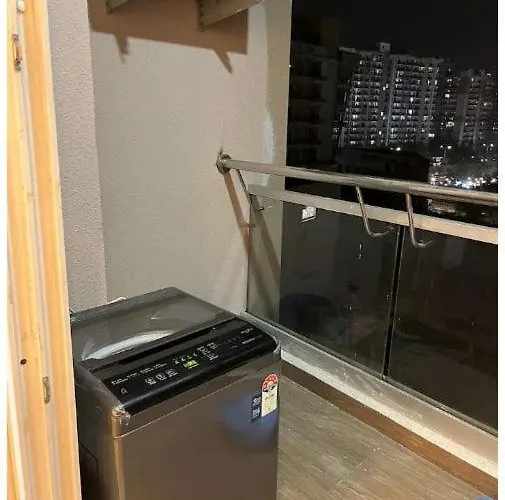 Hello Studio Rental Services