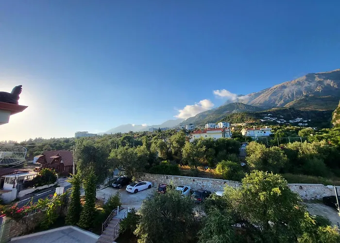 Augustus Hotel