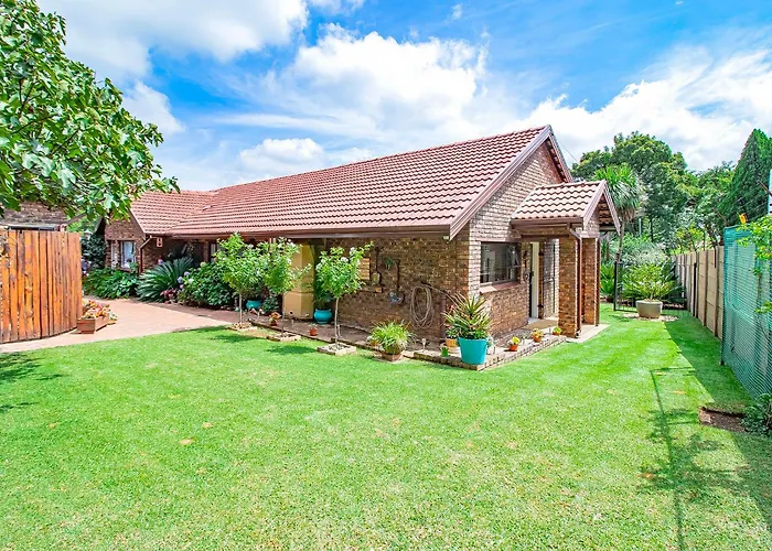Leozet Self Catering Apartment