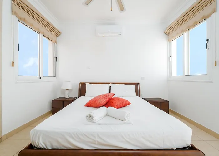 Spacious Villa With Private Pool & Breathtaking Panoramic Ayia Napa Views