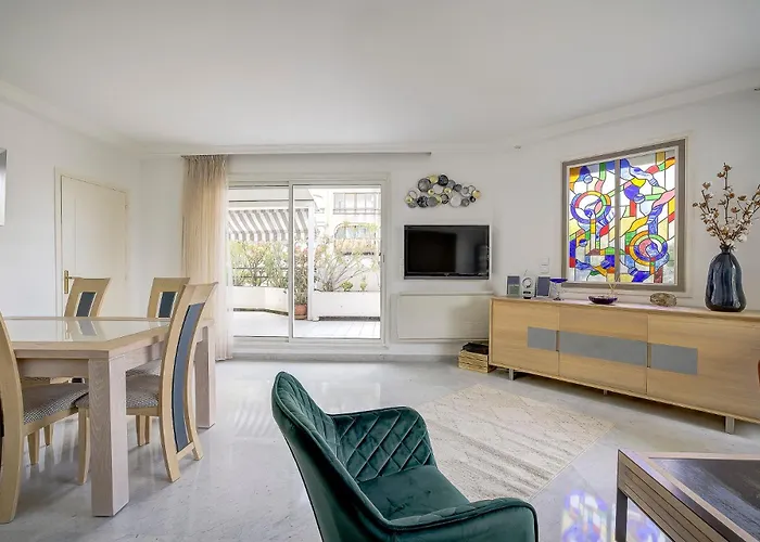 Le Cap St-Charles - Spacieux Dernier Etage - Terrasses - Climatisation - Parking