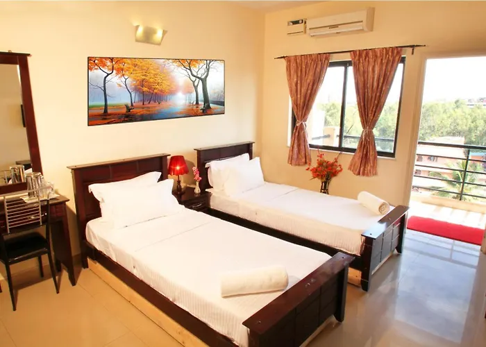 Brookkefield Corporate Homes At Sterling Brookside Rooms In 3Bhk Apt