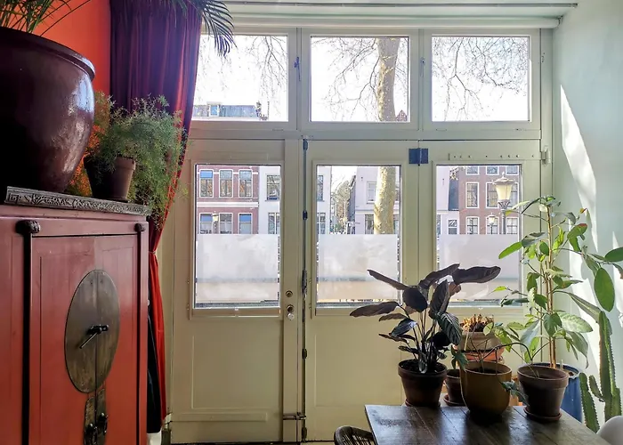 Slapen Aan De Sluis