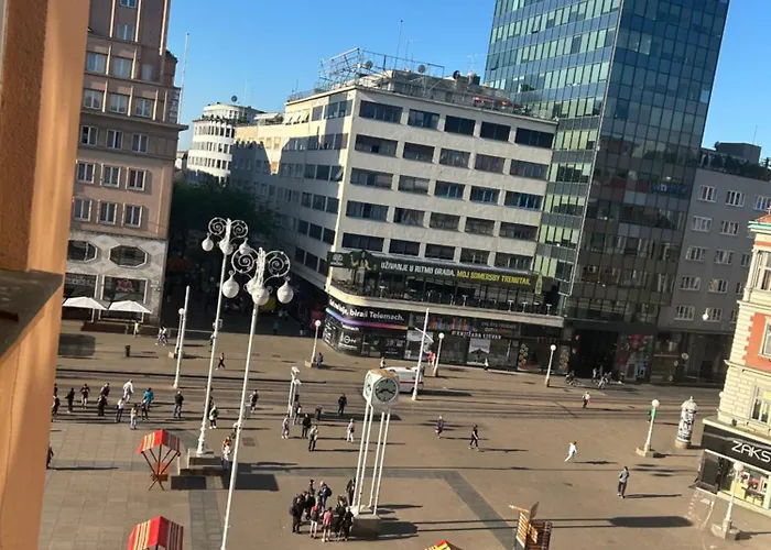 Main Square Dream Apartment