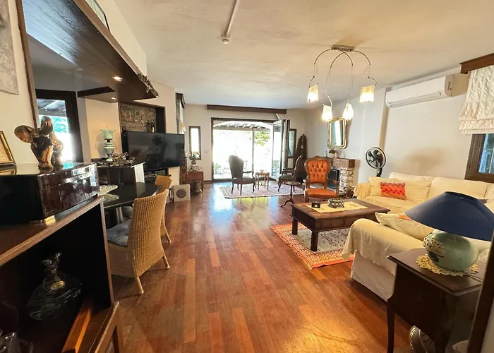 Bodrum Merkezde Muestakil Havuzlu Villa