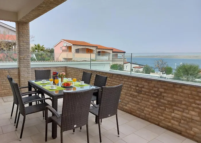 Vila Prestiz Lux Apartman Pri Mori