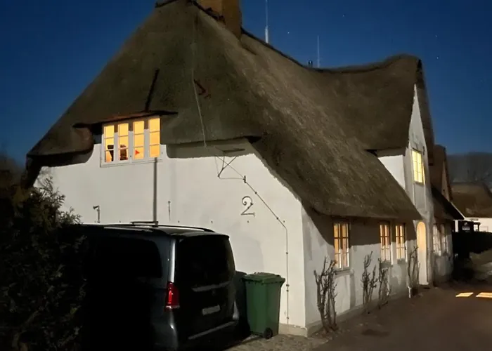Kapitaenshaus Von 1712 - Neu Saniert