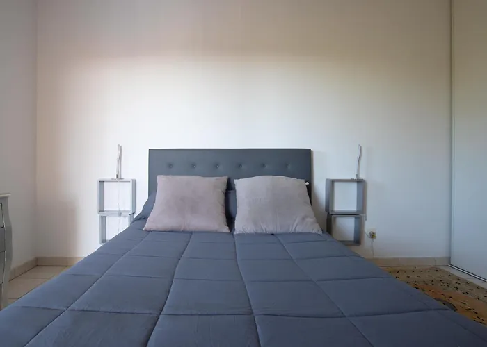 Sweet Apartment In Mandelieu - Pool & Tennis Court