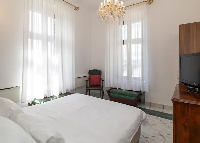 Apartments Villa Castello