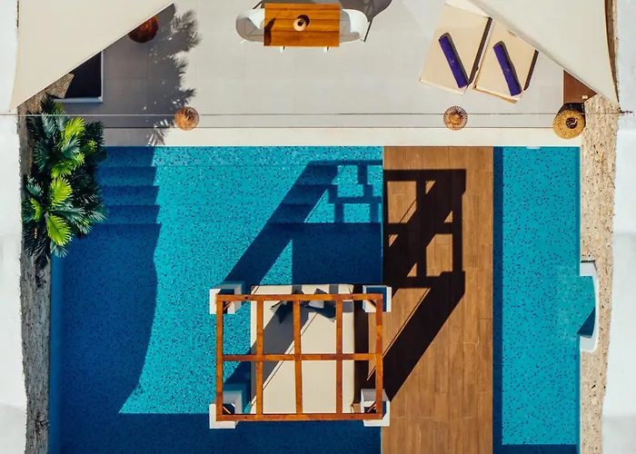 Emerald Villas & Suites - The Finest Hotels Of The World