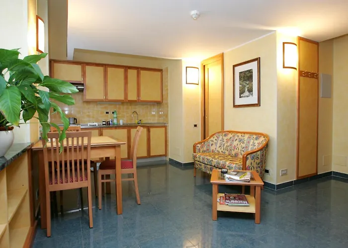 Le Petit Hotel