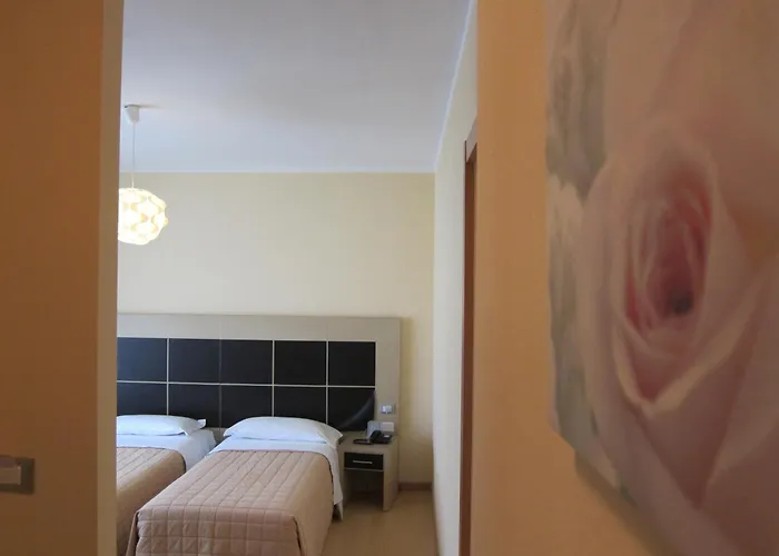 Hotel Diana