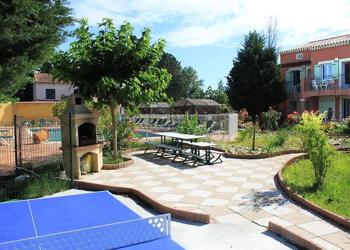 Appart'Hotel Festival Sud Aqua - Avignon Tgv