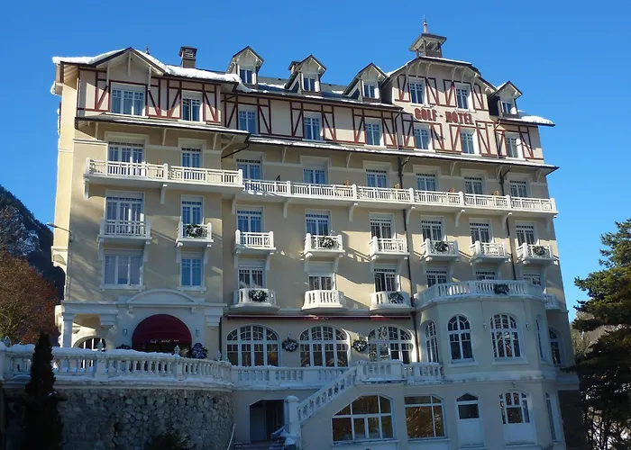 Golf Hotel