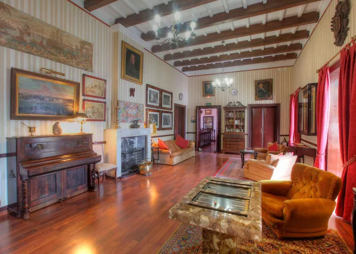 Hotel Del Almirante