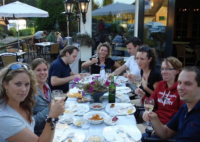 De Dames Van De Jonge Hotel Restaurant