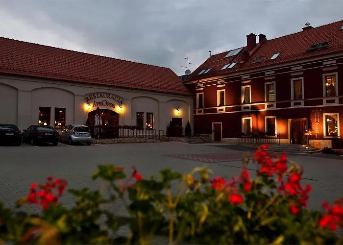 A' Propos Hotel, Restauracja, Club