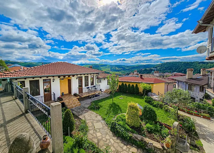 Family Hotel "Slavianska Dusha" - Free Parking