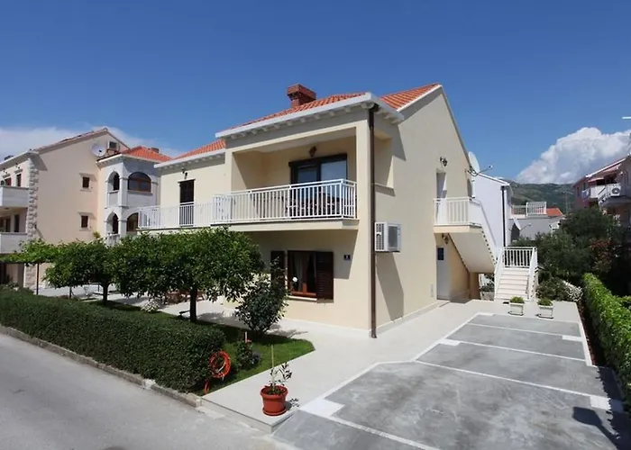 Antares Apartments