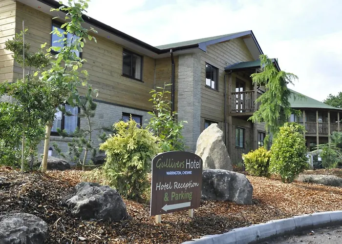 The Gulliver'S Hotel