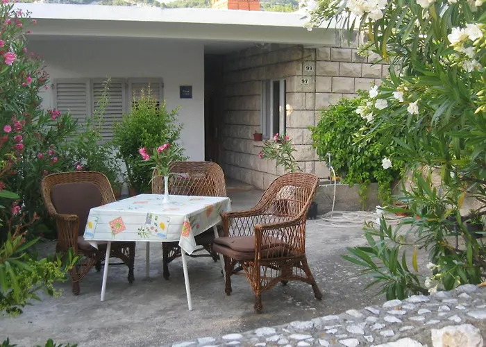 Barko Apartment And Rooms