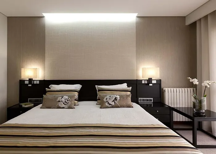 Cardal Hotel
