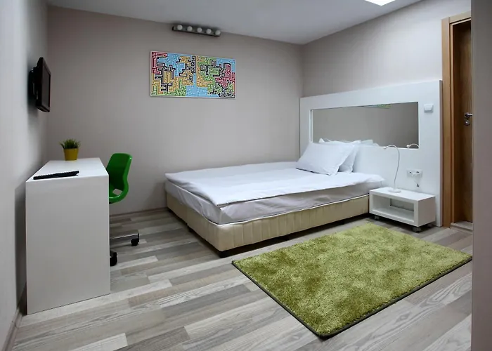 Executive Rooms And Suites Play