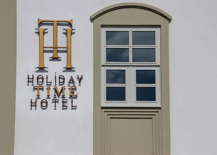 Hotel Emblematico Holiday Time