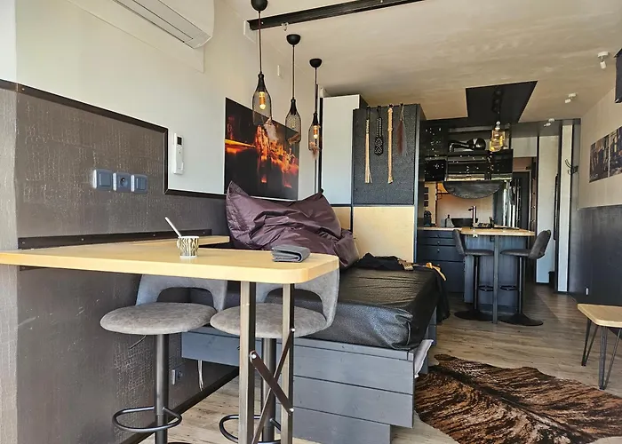 Apartment Naturist Cap In Loft - Port Nature