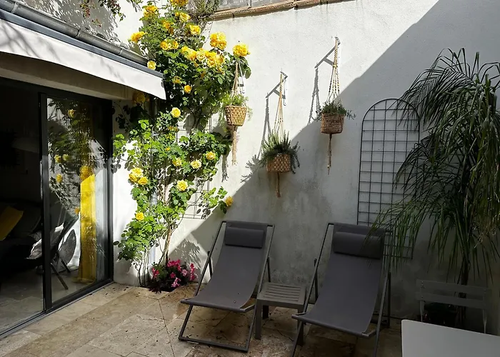 Appartements 3 Etoiles Terrasse Ou Patio Intra-Muros