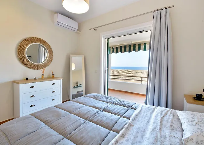 Two-Bedroom Condo With Sea View In Glyfada