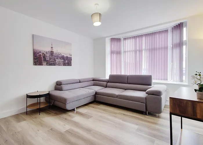 Wimborne Road Apartment 2